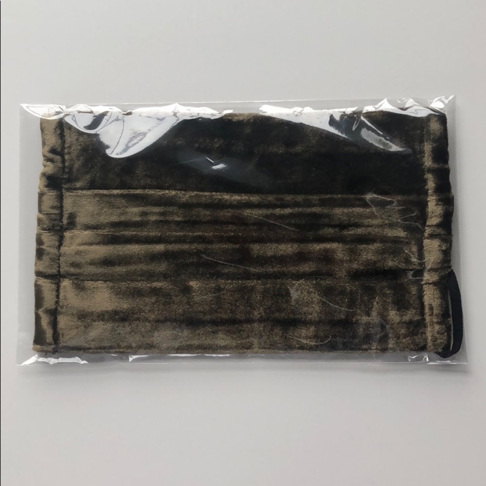 Johnny Was pleated silk velvet face mask green